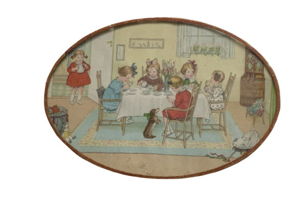 Teller mit Abbildung eines Kaffeekränzchens zur Darstellung der Kaffeekultur in der Ausstellung „Eine Bohne macht die Runde“.