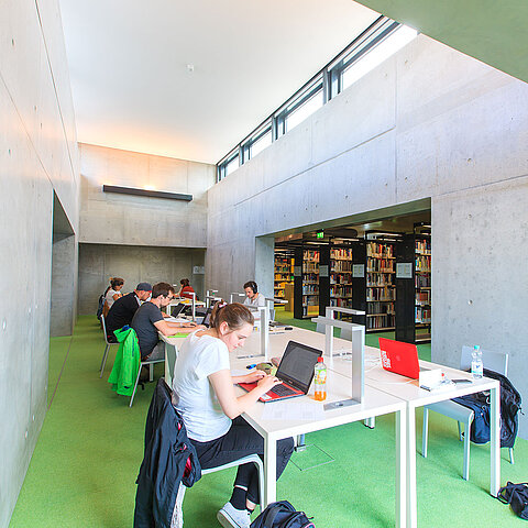 Symbolbild Studiengang Bibliotheks- und Informationswissenschaft Bachelor