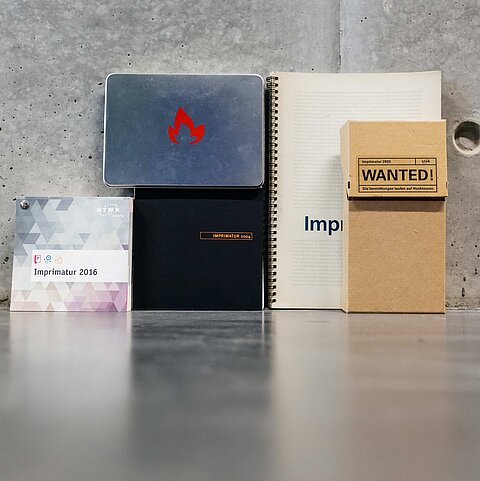 Bild zeigt verschiedene Arten einer Imprimatur