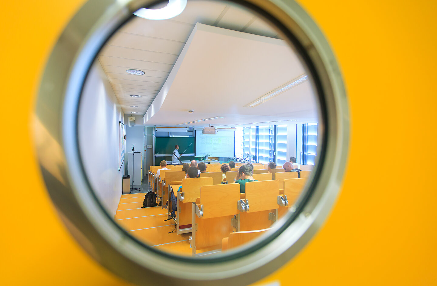 Blick ins Laborgebäude Naturwissenschaften. (Bild: Swen Reichhold/HTWK Leipzig) Blick ins Laborgebäude Naturwissenschaften. (Bild: Swen Reichhold/HTWK Leipzig)